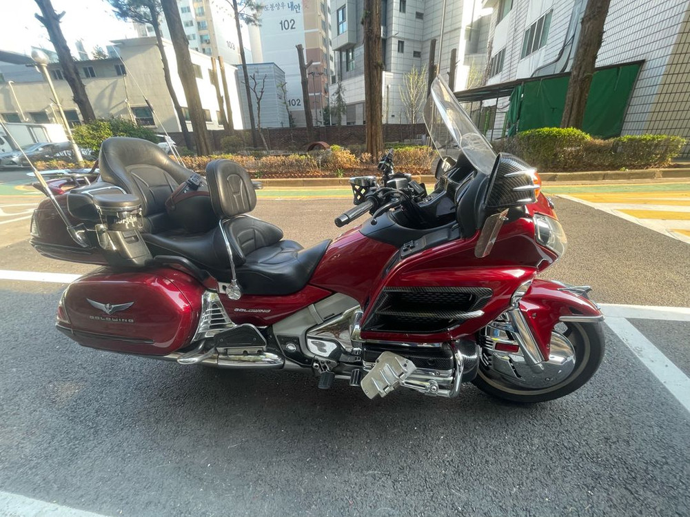 혼다 골드윙1,800cc 에어백 이미지