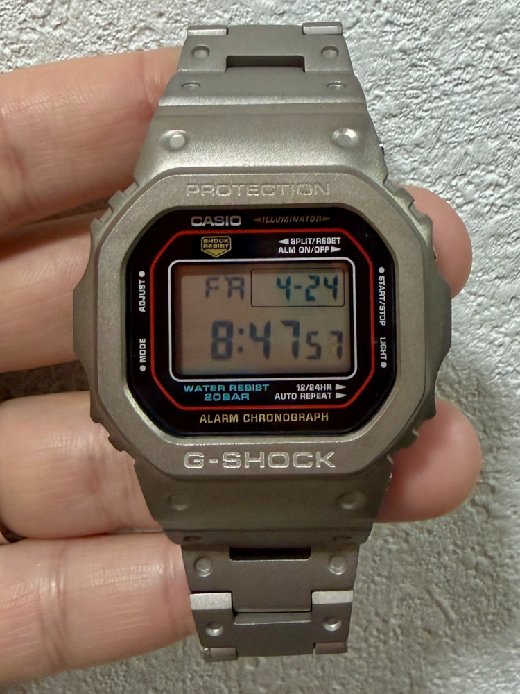 지샥 DW5600 티타늄 커스텀 이미지