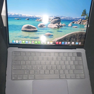 [SS급 풀박] 맥북프로14, M4 Pro 48GB RAM, SSD 1Tb 블랙 팝니다. 이미지