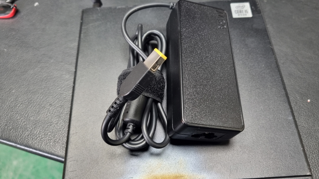 레노바 미니PC lenvo 11DT i5-10400T DDR4 8GB SSD 250GB 속도 아주 빨라요 이미지