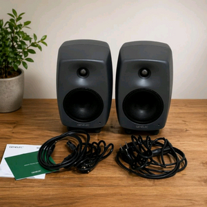 제네렉스피커 8030c 모니터링 스피커 이미지