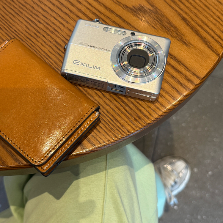 카시오 엑실림 z600 빈티지 디카 디지털카메라 실버 이미지