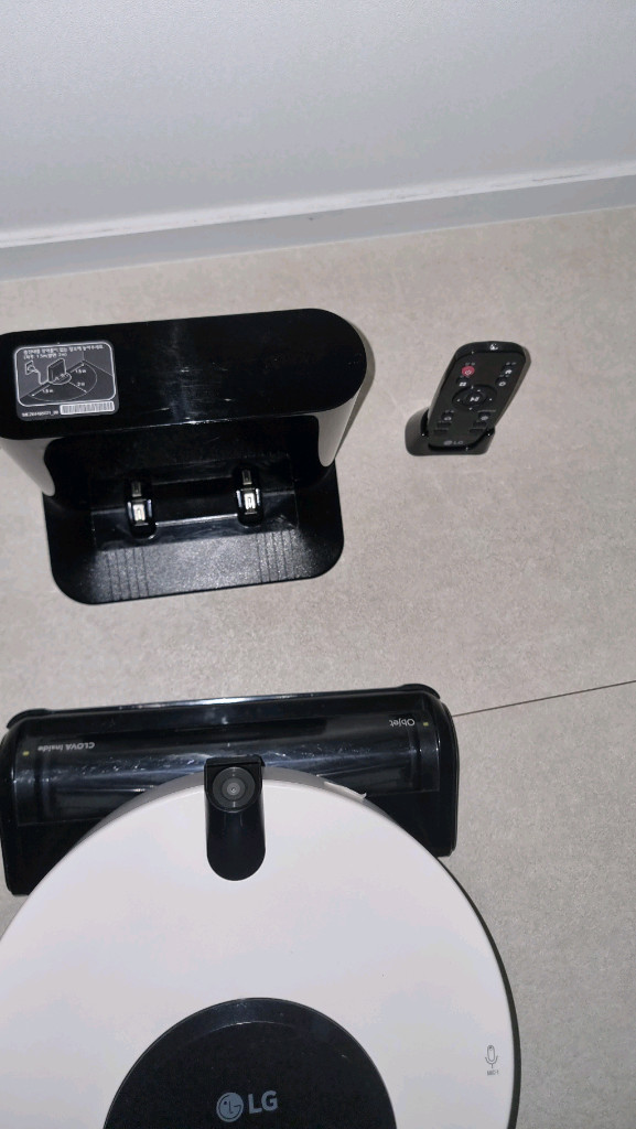 LG 오브제 로봇청소기 R9 모델 판매합니다 이미지