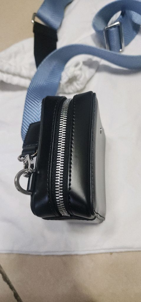 쌤소나이트 Z플립 크로스백 이미지