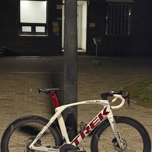 마돈 slr 6세대 크롬투어 판매합니다 58사이즈 이미지