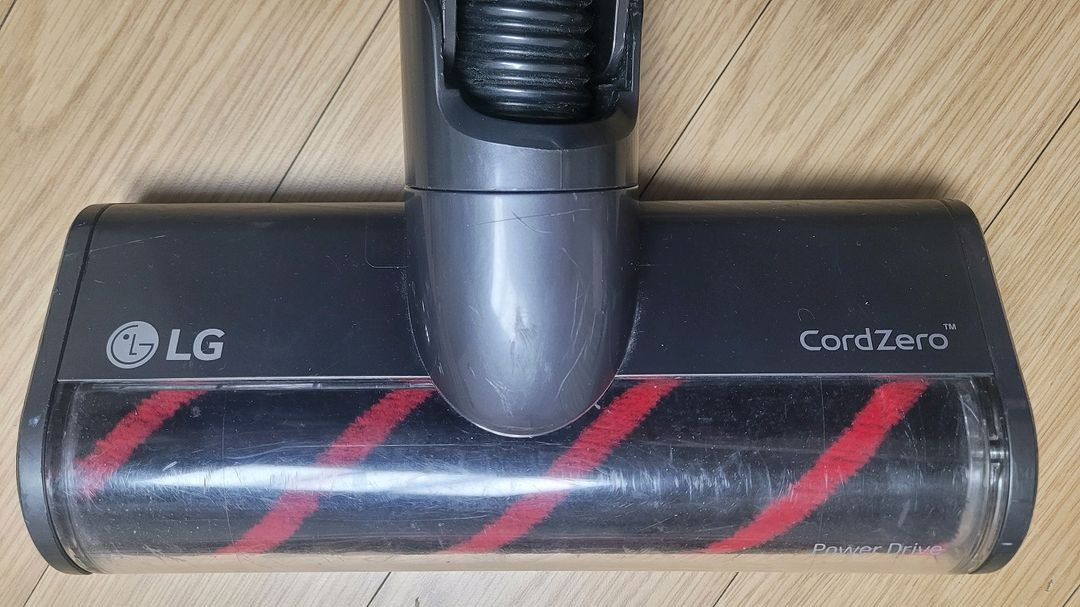 깨끗하게 세척한 LG 코드제로 무선 청소기(35분 연속동작) 이미지