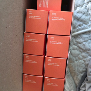 설화수 옥용팩35ml 3000. 윤조에센스6세대 15ml 7000원 판매해요 이미지