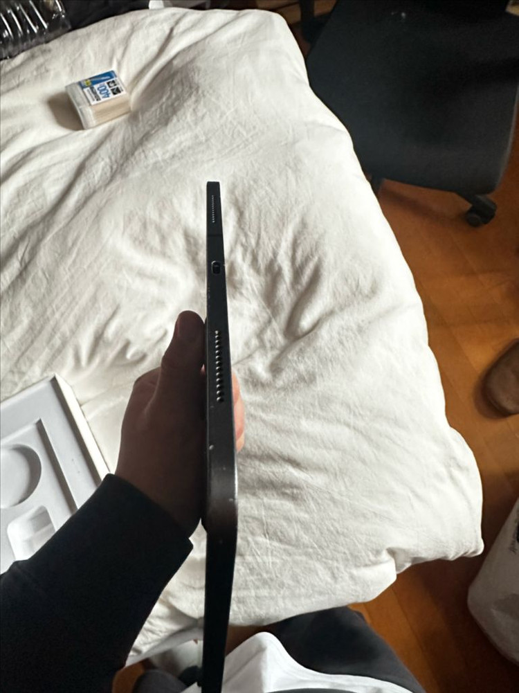 무음 아이패드 프로 2세대 11인치 256gb 셀룰러 스페이스그레이 이미지