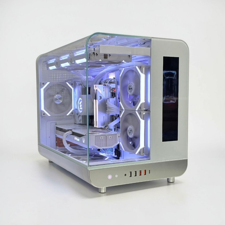 [부산직거래]라이젠9800X3D + RTX5070 화이트 윙 케이스 조립컴퓨터 PC본체 이미지