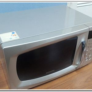 삼성 전자렌지 1대, 롯데 하이마트 전자렌지 1대 이미지