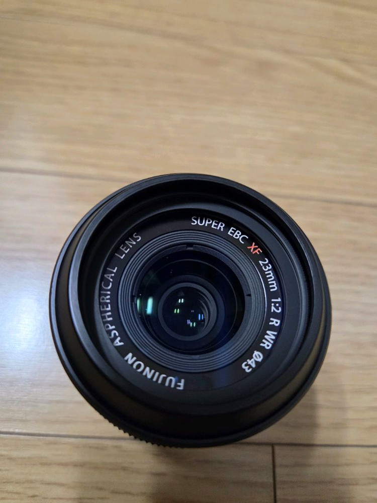 xf23mm f2 팝니다. 이미지