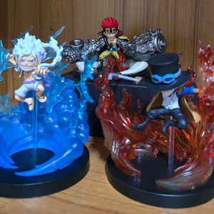 스페셜월콜 키드 니카 사보 팝니다. 원피스 피규어 이미지