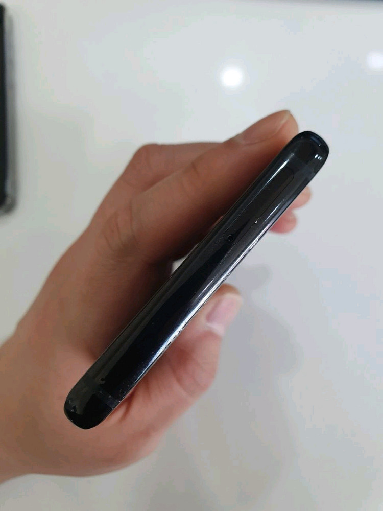 갤럭시노트8 64G 액정무기스 상태굿 중고폰 이미지