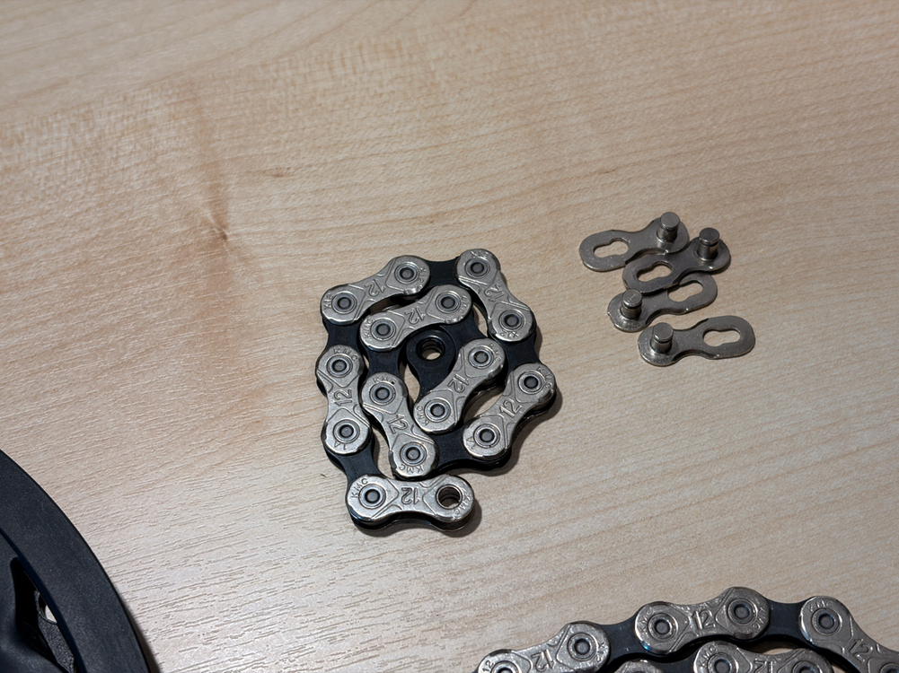 브롬톤 44T, 12단 체인 이미지