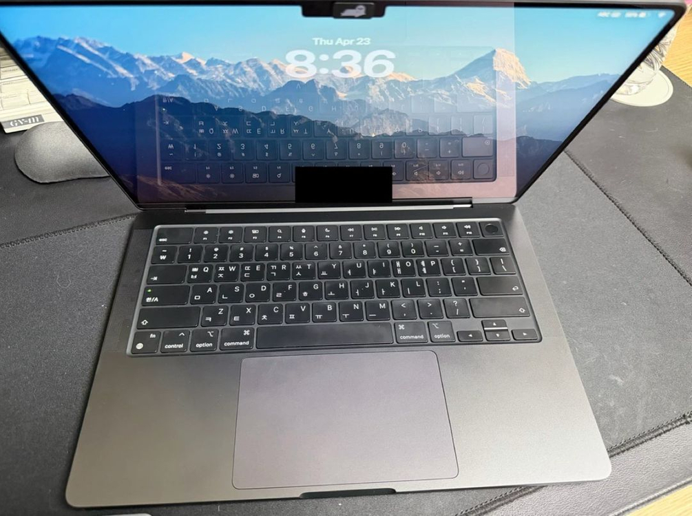 맥북 M3 Pro 14인치 이미지