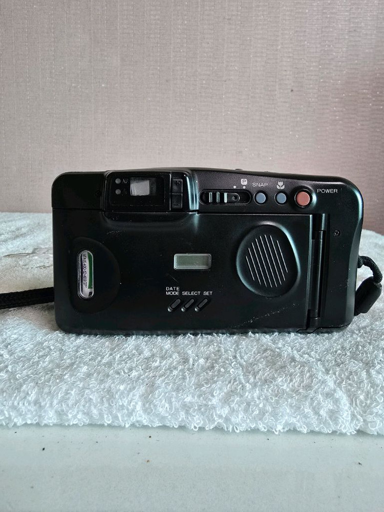 후지 Zoom Cardia Super 115 필름 카메라 이미지