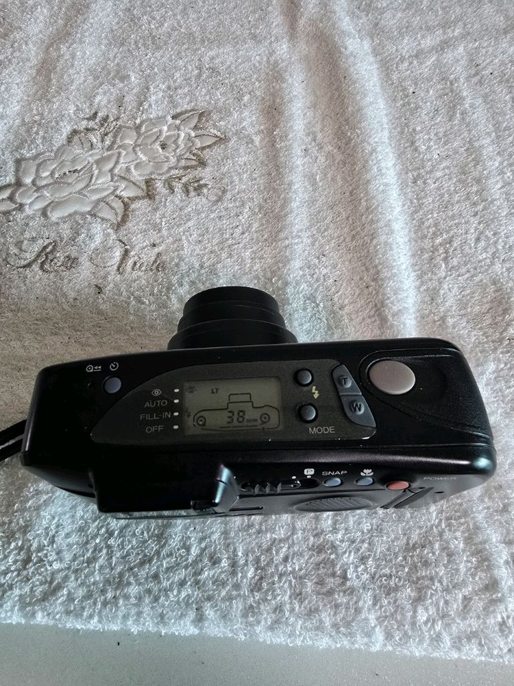 후지 Zoom Cardia Super 115 필름 카메라 이미지