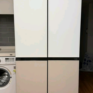 삼성 비스포크 4도어 냉장고 RF85B9002 이미지