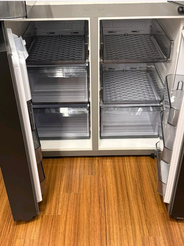 삼성 비스포크 4도어 냉장고 RF85B9002 이미지