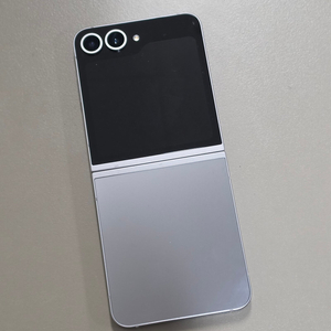 *36만* 갤럭시 Z플립6 실버 256기가 24년 8월개통 무잔상 상태좋안단말기 판매합니다 이미지