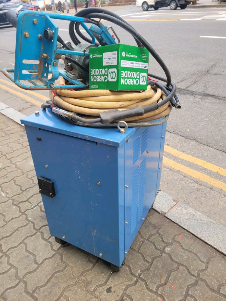 CO2용접기650A 이미지