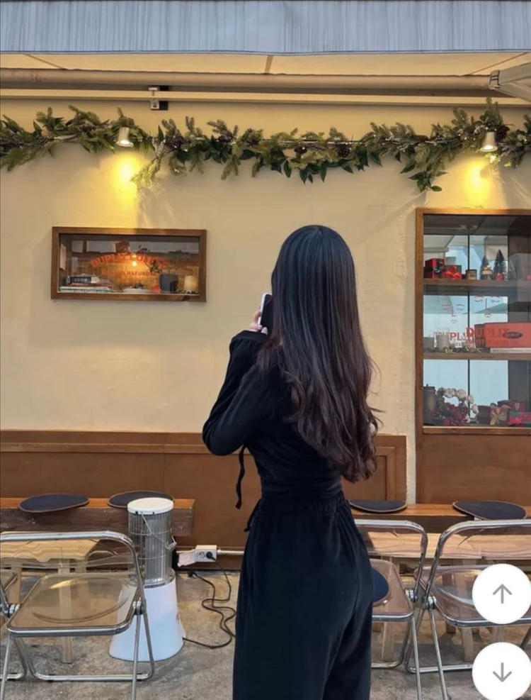 벨벳 트레이닝복 세트 이미지