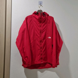 노스페이스 바람막이 이미지