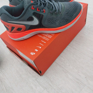 나이키255 운동화 이미지