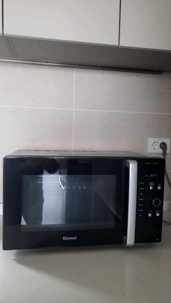 린나인 전자레인지 겸 오븐 이미지