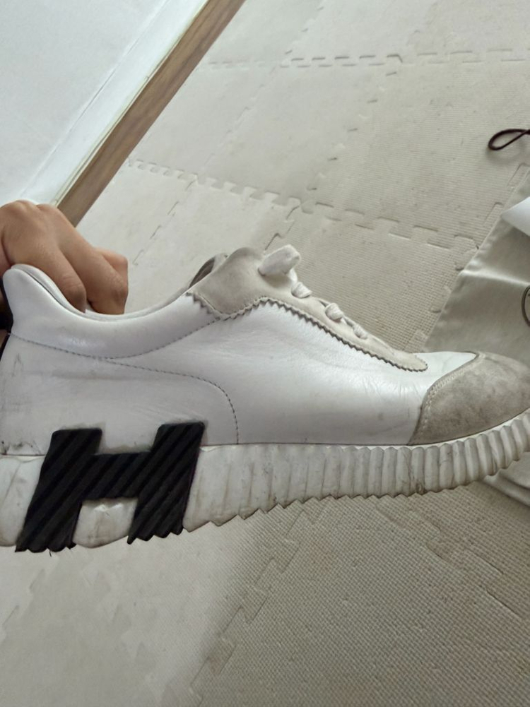 에르메스 바운싱 화이트블랑 42 판매합니다 270사이즈 이미지