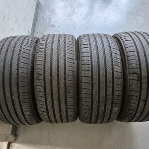 GV70 255 40 21 순정타이어 4개 팝니다 이미지