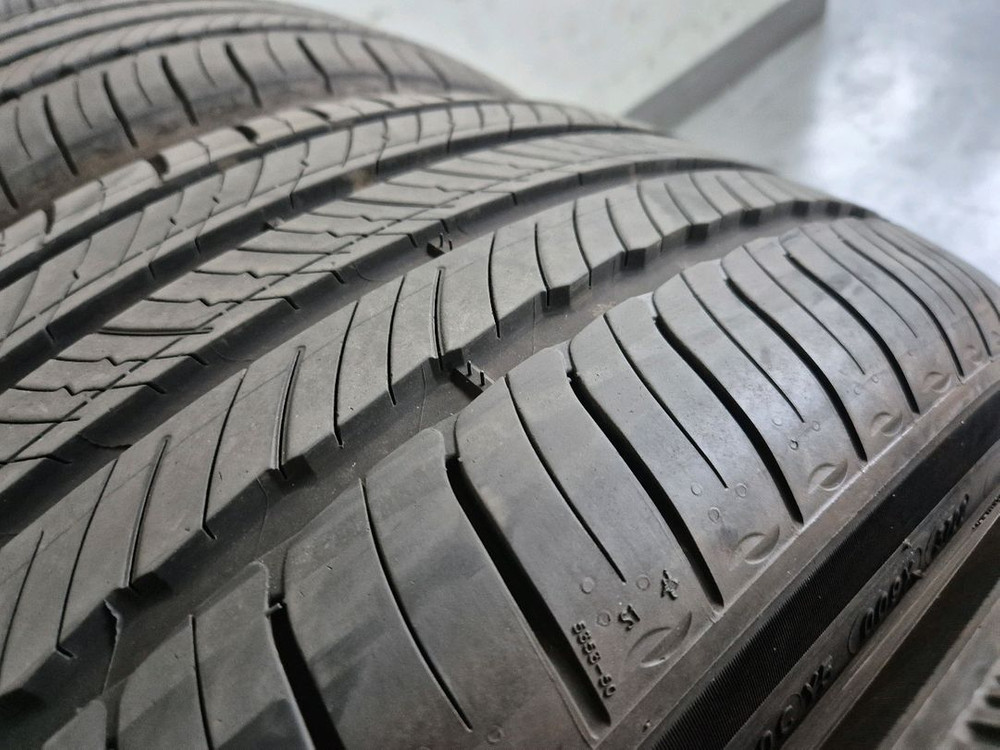 GV70 255 40 21 순정타이어 4개 팝니다 이미지