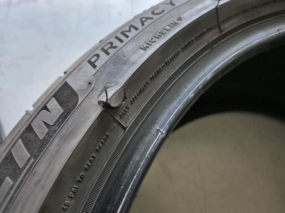 GV70 255 40 21 순정타이어 4개 팝니다 이미지