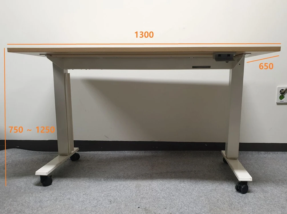 휴먼스케일 FLOAT 수동 모션 데스크 (Humanscale Float Desk) 이미지
