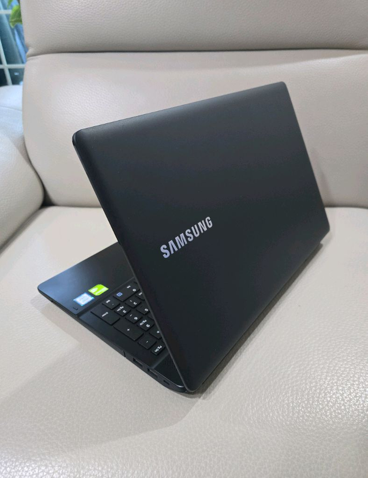 15인치 삼성 고성능 i7 사무용 노트북(8GB,512GB,신품 배터리) 이미지