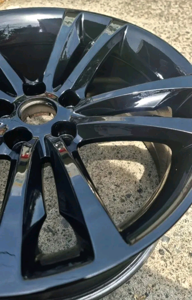 19인치 제네시스 쿠페 순정휠 젠쿱 이미지