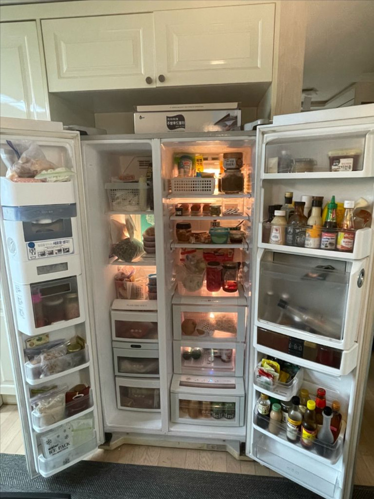 LG 디오스 R-T693GD 양문형 냉장고 (홈바, 얼음가능 스와로브스키손잡이) 팝니다 이미지