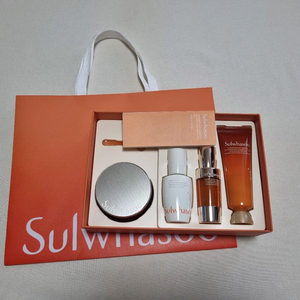 쇼핑백 포함) 설화수 자음생크림 리치 단품세트 50ml 이미지