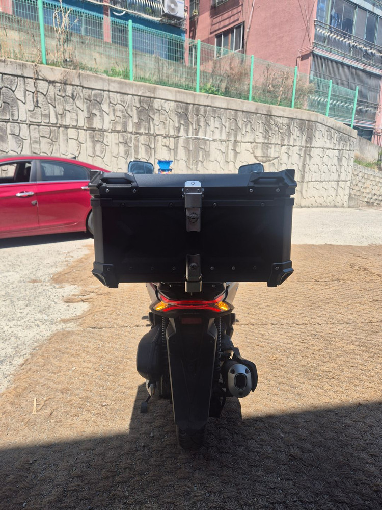 pcx125 abs 22년형 1만km 판매합니다 이미지