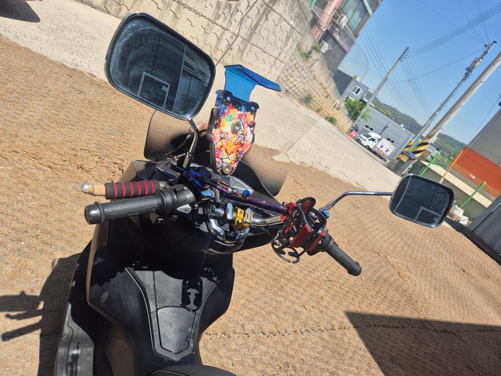 pcx125 abs 22년형 1만km 판매합니다 이미지