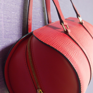 루이비통 에삐 빠삐용 이미지