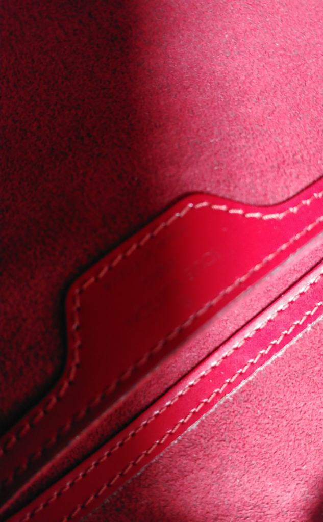 루이비통 에삐 빠삐용 이미지