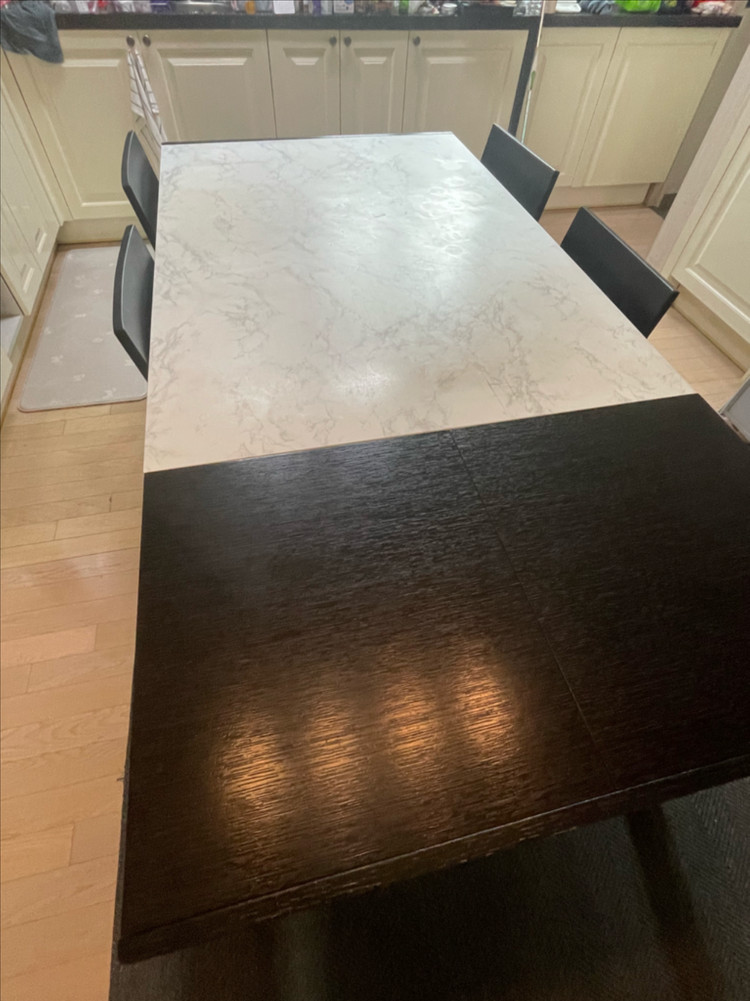 4인용(확장시 6인용)식탁 세트 + 탄탄한 블랙의자 팝니다 이미지