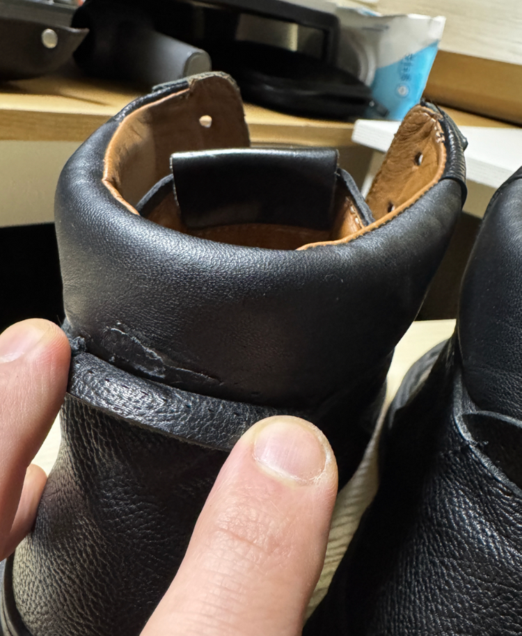 부테로 씨르콜로 하이탑 스니커즈 42 (280) 이미지