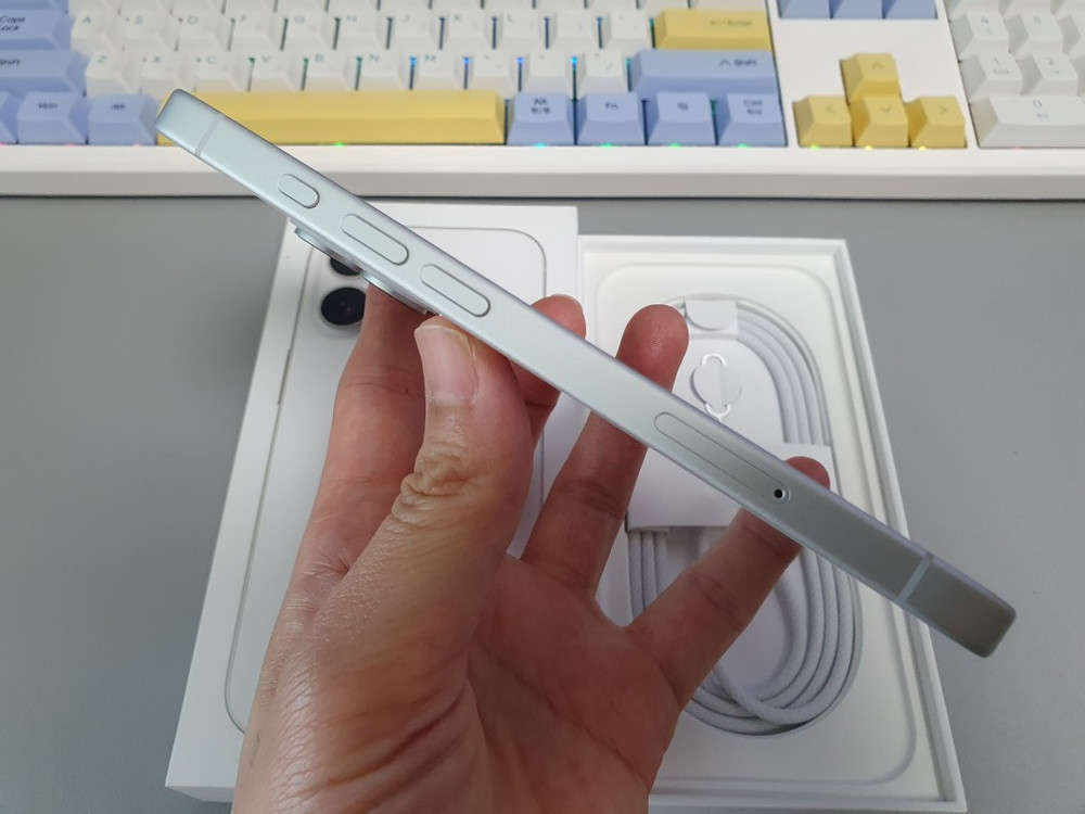아이폰17 / 256GB / 화이트 이미지