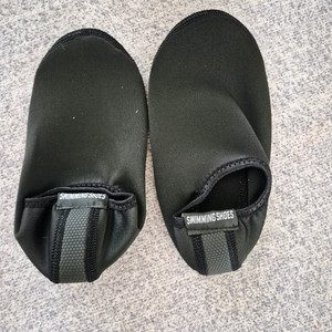 아쿠아슈즈 이미지