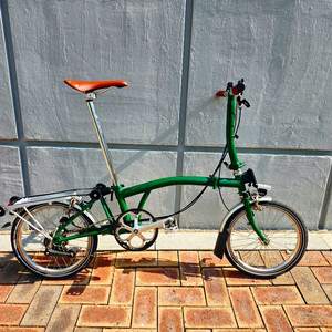 브롬톤 2016 s6r 레이싱그린 색상 팝니다 ( 서울 ) 이미지