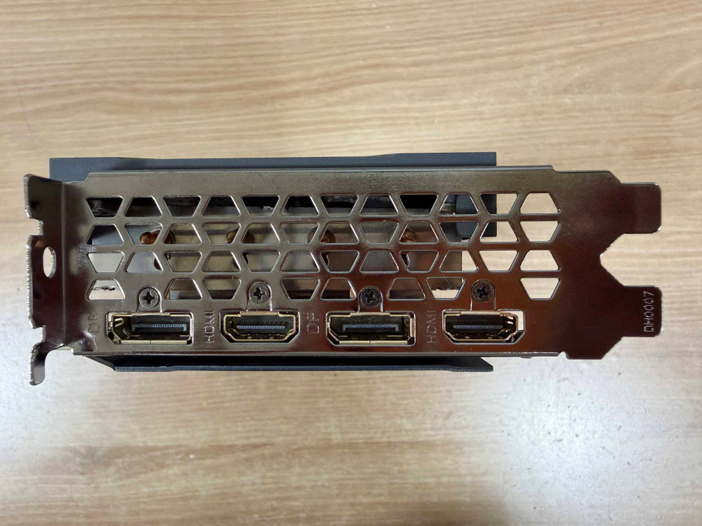 기가바이트 RTX 3070 Ti EAGLE OC D6X 8GB 그래픽카드 이미지