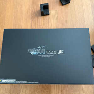 파이널판타지7 리메이크 퍼스트솔져 한정판 피규어 이미지