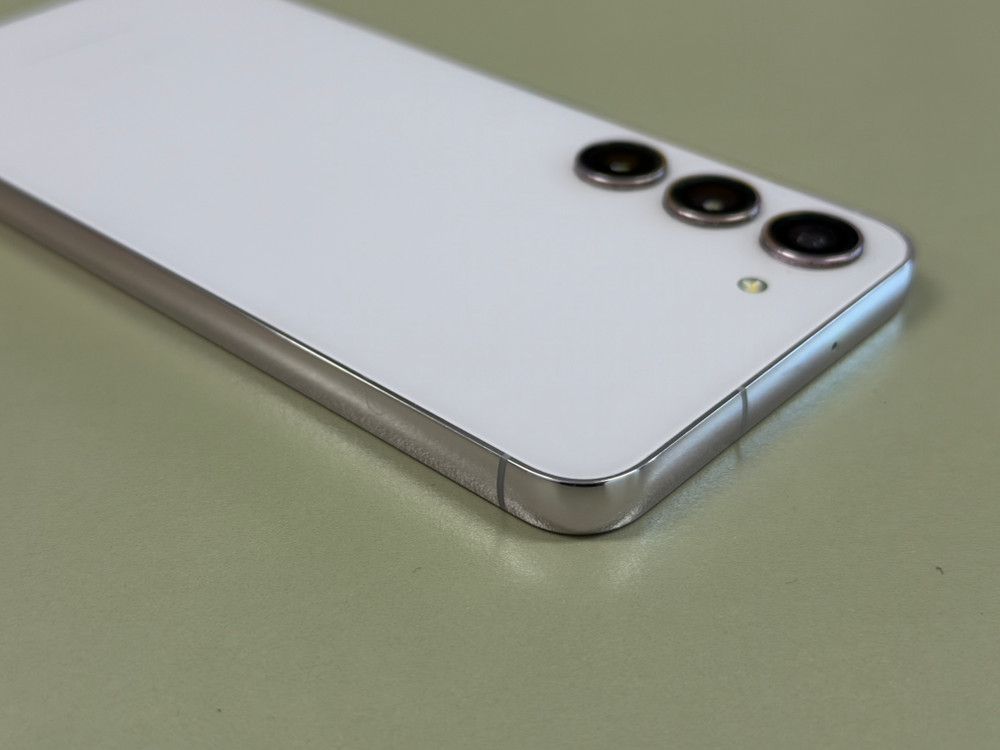 (32만원) 갤럭시S23플러스 라벤더 256G 미파손 S급 단말기 실사용 추천 이미지